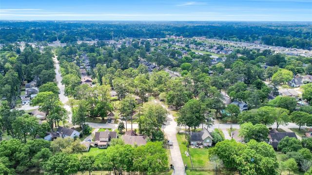 15607 Artoys Drive, Tomball, TX 77377