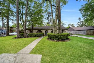 15607 Artoys Drive, Tomball, TX 77377