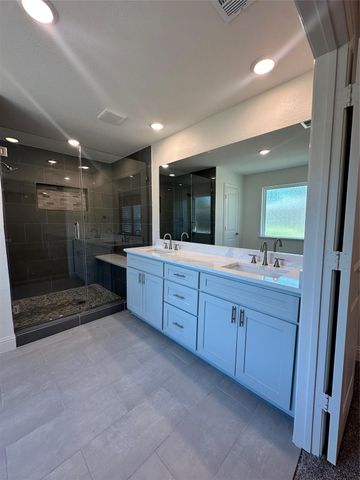 413 Arrowhead Trace, Grand Prairie, TX 75051