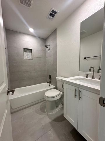 413 Arrowhead Trace, Grand Prairie, TX 75051