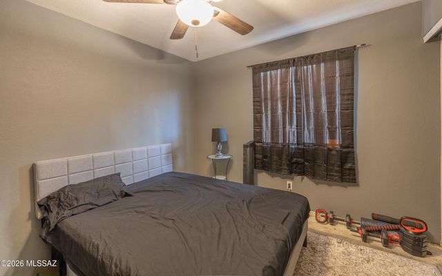 3604 W Camino De Urania, Tucson, AZ 85741