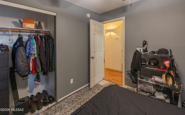 3604 W Camino De Urania, Tucson, AZ 85741
