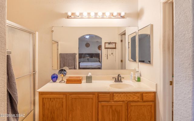 3604 W Camino De Urania, Tucson, AZ 85741