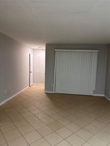 8801 Hammerly 909, Houston, TX 77080