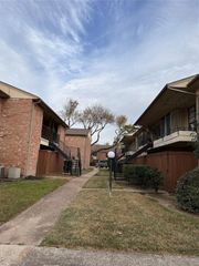 8801 Hammerly 909, Houston, TX 77080