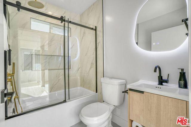 4017 Grand View Boulevard, Culver City, CA 90066