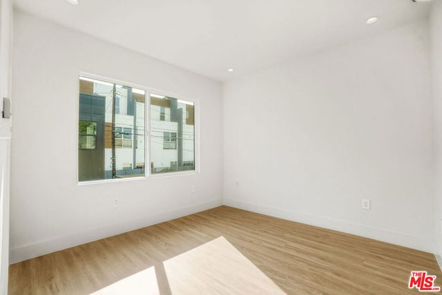 4017 Grand View Boulevard, Culver City, CA 90066