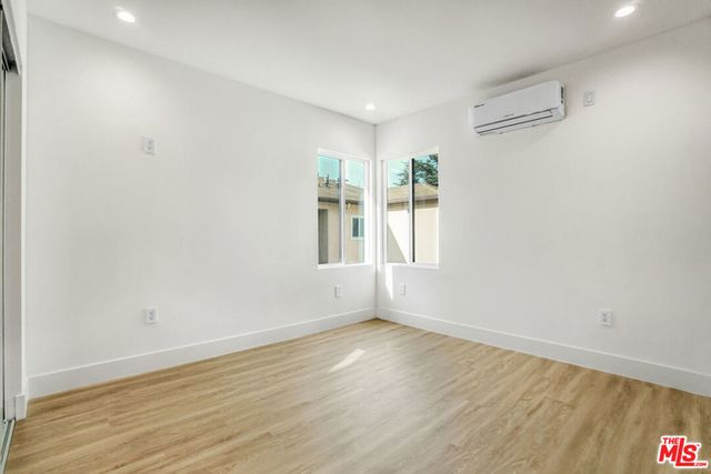 4017 Grand View Boulevard, Culver City, CA 90066