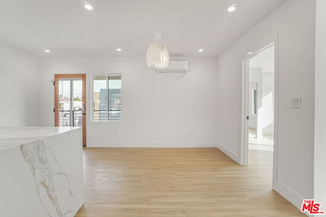 4017 Grand View Boulevard, Culver City, CA 90066