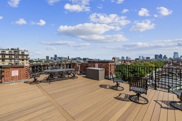366 Commonwealth Ave 2I, Boston, MA 02115