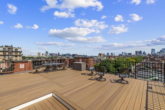 366 Commonwealth Ave 2I, Boston, MA 02115