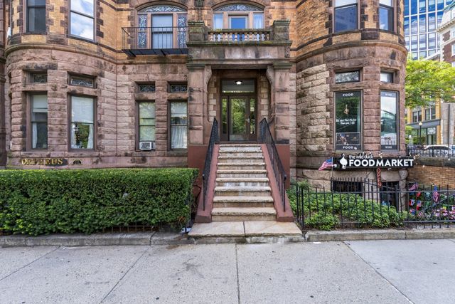 366 Commonwealth Ave 2I, Boston, MA 02115