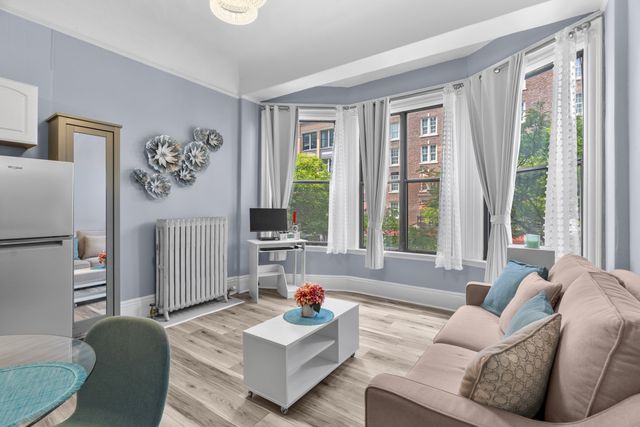 366 Commonwealth Ave 2I, Boston, MA 02115