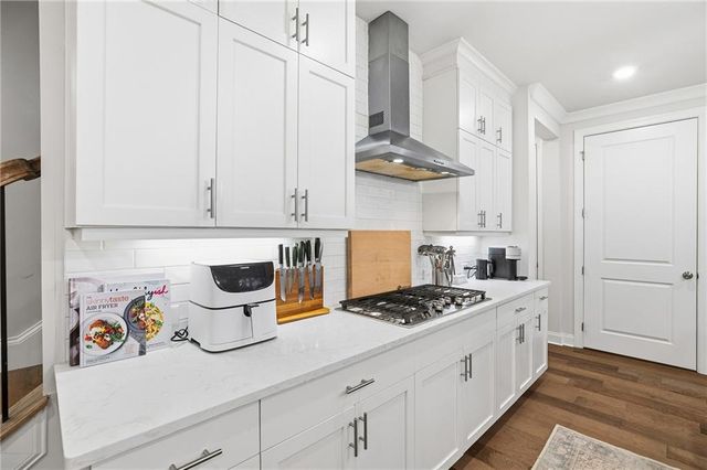 5054 Sealy Circle, Peachtree Corners, GA 30092