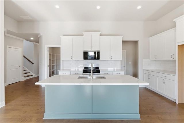 277 Lakeside Place, Canton, GA 30114