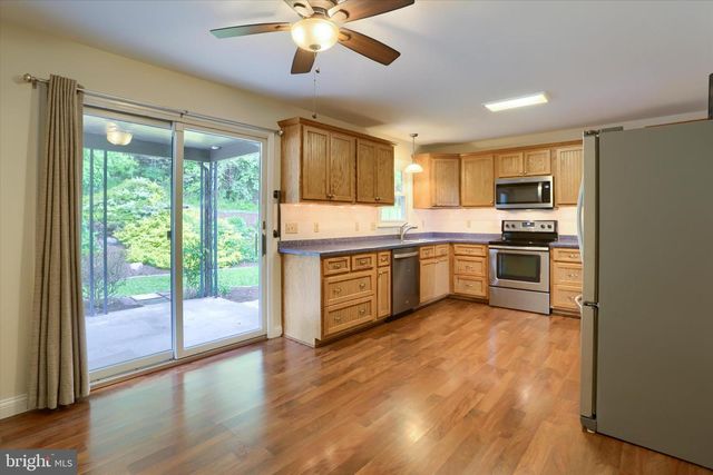876 CAMPBELL DR, Newport, PA 17074