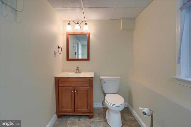 876 CAMPBELL DR, Newport, PA 17074