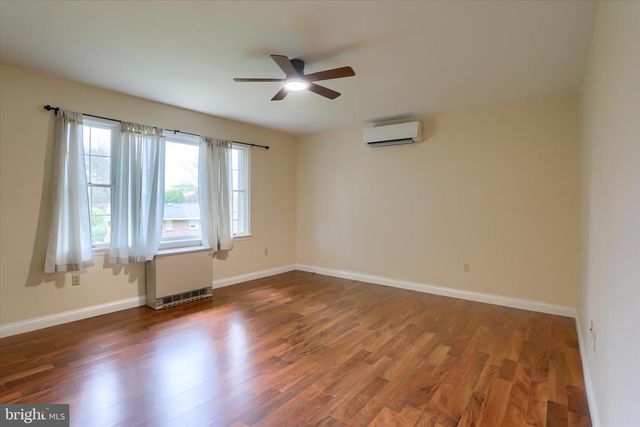 876 CAMPBELL DR, Newport, PA 17074