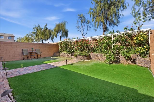 10137 Herons Rise Street, Las Vegas, NV 89141