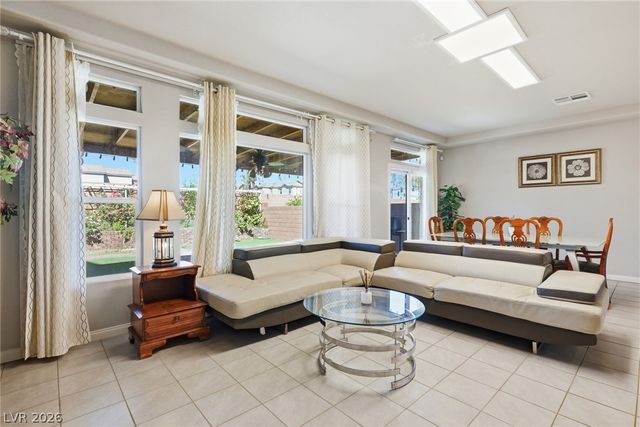 10137 Herons Rise Street, Las Vegas, NV 89141