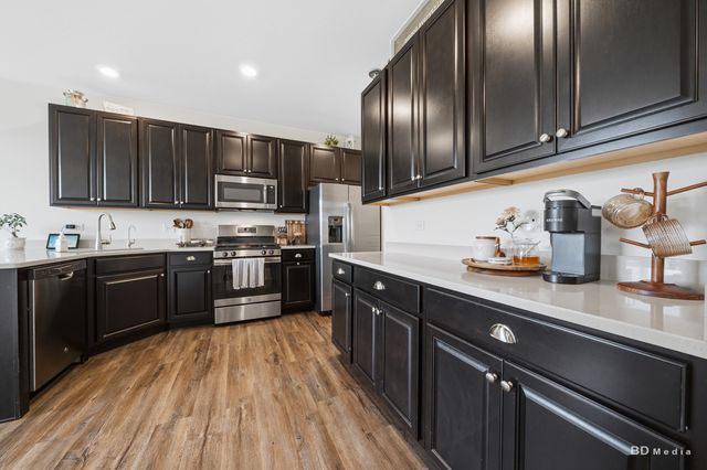 15163 W Quincy Circle, Manhattan, IL 60442