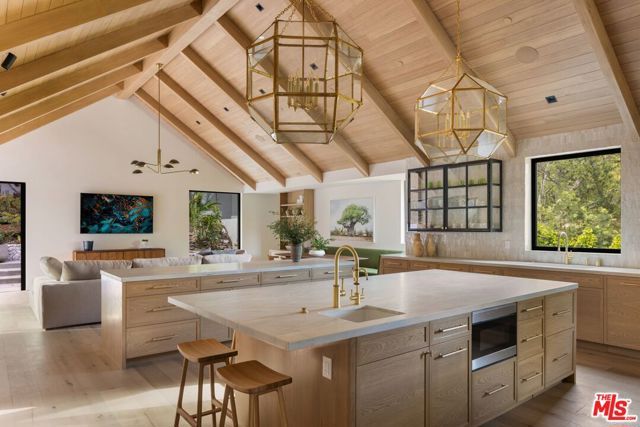 12309 Viewcrest Road, Studio City (los Angeles), CA 91604
