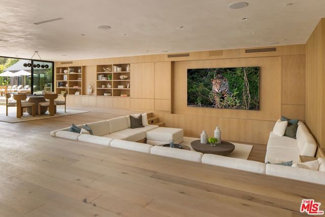 12309 Viewcrest Road, Studio City (los Angeles), CA 91604