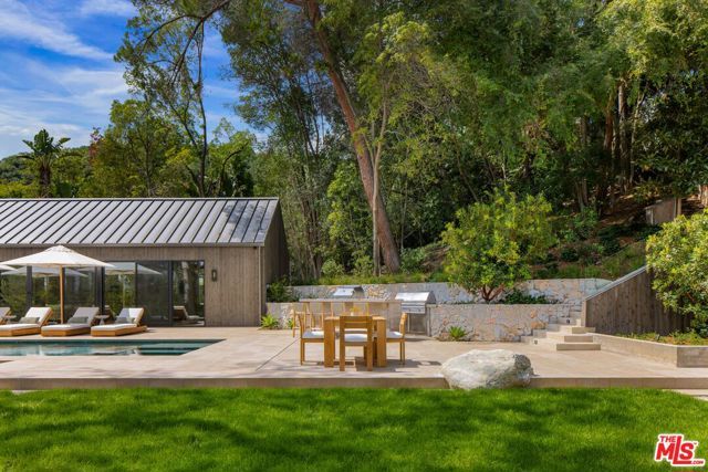12309 Viewcrest Road, Studio City (los Angeles), CA 91604