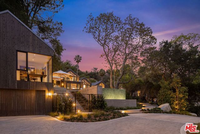 12309 Viewcrest Road, Studio City (los Angeles), CA 91604