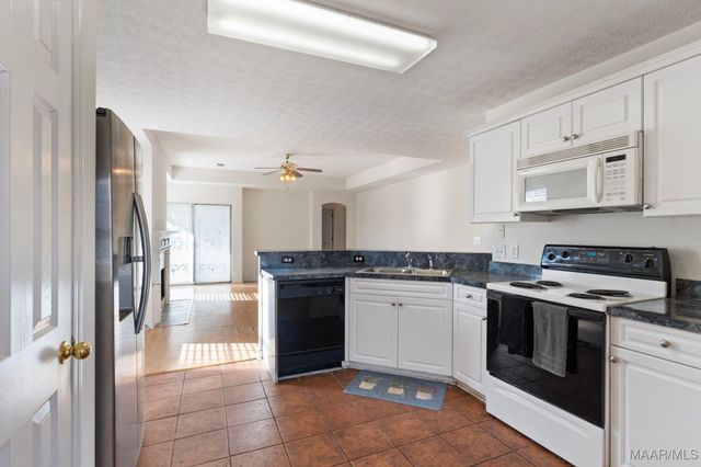 1691 Hawthorne Lane, Prattville, AL 36066