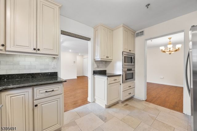 8 Domessina Ln Unit C-1 C-1, Caldwell Boro Twp., NJ 07006