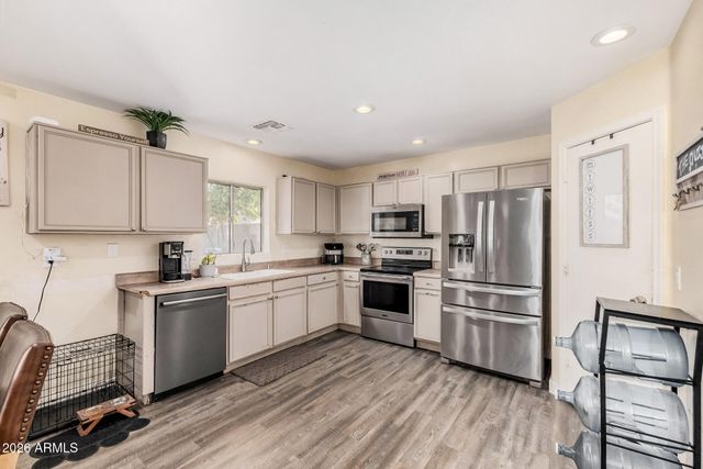 12842 W DREYFUS Drive, El Mirage, AZ 85335