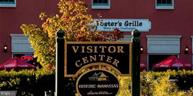 8925 QUARRY RD, Manassas, VA 20110