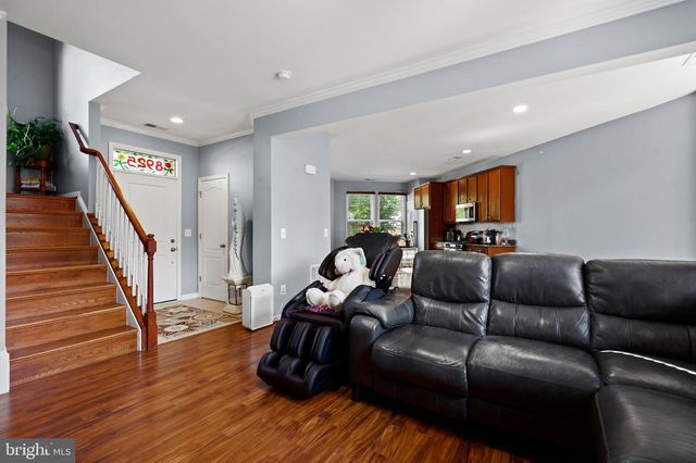 8925 QUARRY RD, Manassas, VA 20110