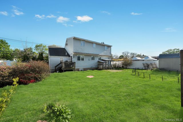 83 Old Farmingdale Road, West Babylon, NY 11704