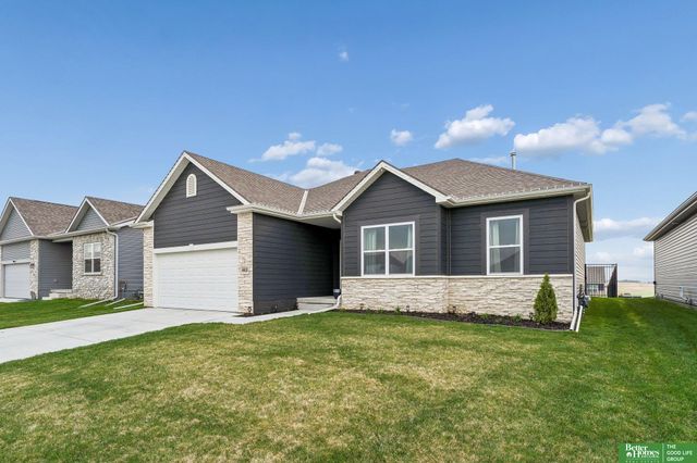 4910 N 211 Avenue, Omaha, NE 68022