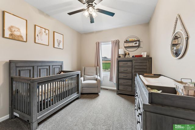 4910 N 211 Avenue, Omaha, NE 68022