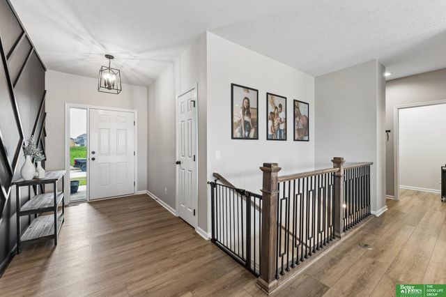 4910 N 211 Avenue, Omaha, NE 68022