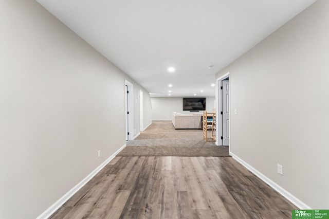 4910 N 211 Avenue, Omaha, NE 68022