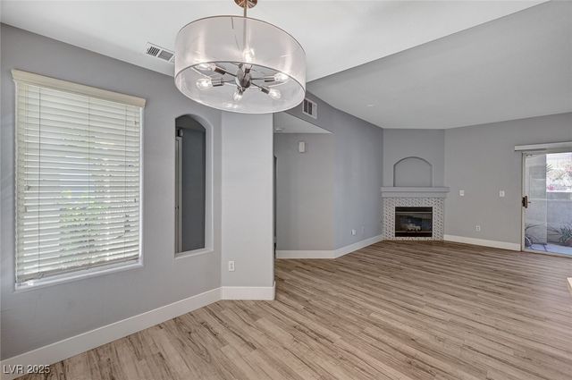 1501 Oscar Court 101, Las Vegas, NV 89146