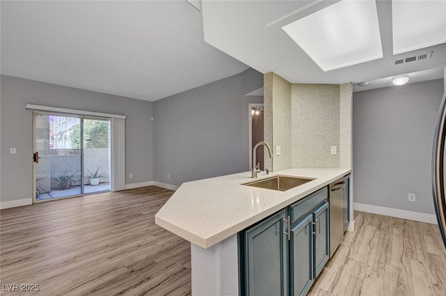 1501 Oscar Court 101, Las Vegas, NV 89146