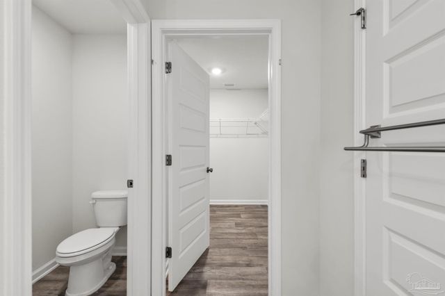 5557 Galahad Trl, Milton, FL 32583