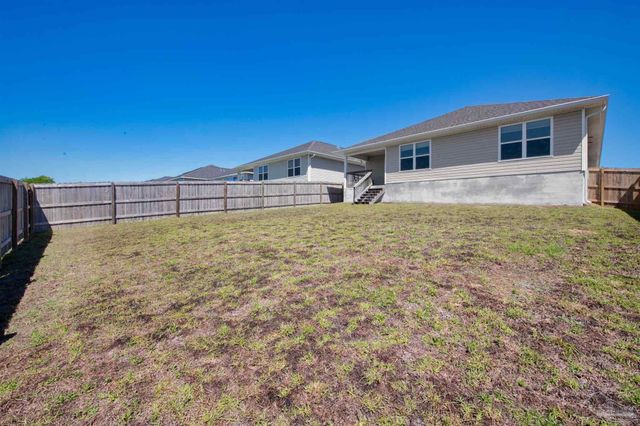 5557 Galahad Trl, Milton, FL 32583