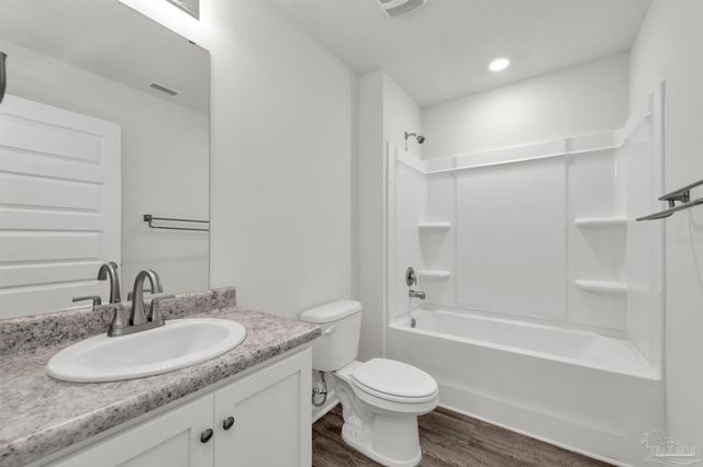 5557 Galahad Trl, Milton, FL 32583