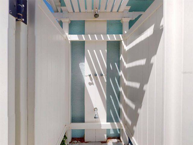 16 HILLSIDE DRIVE, New Smyrna Beach, FL 32169