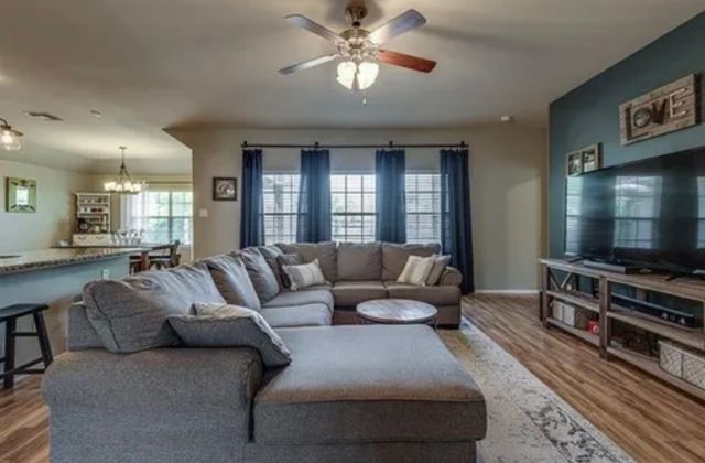 127 Sumac Drive, Waxahachie, TX 75165