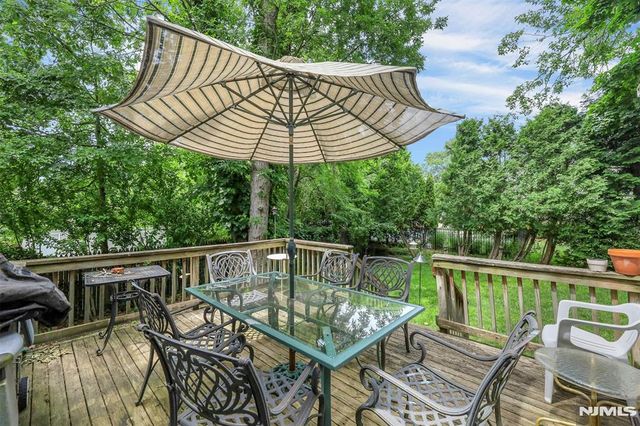 711 Rutland Avenue, Teaneck, NJ 07666