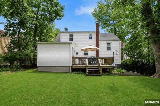 711 Rutland Avenue, Teaneck, NJ 07666