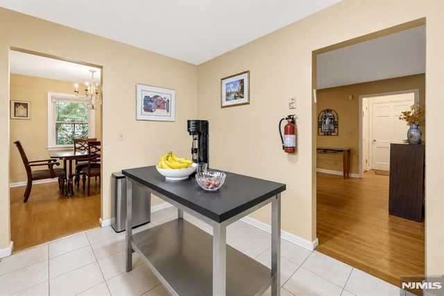 711 Rutland Avenue, Teaneck, NJ 07666