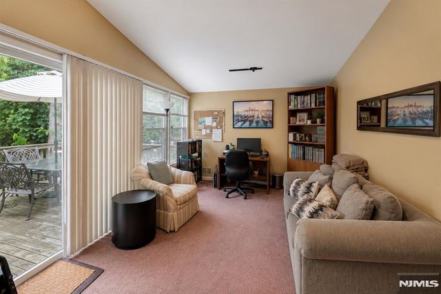 711 Rutland Avenue, Teaneck, NJ 07666